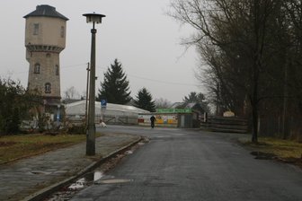 In Syrau beginnt bald Straßenbau - Der erste Teil der Paul-Seifert-Straße ab der B 282, der saniert werden soll.