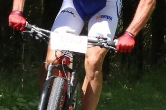 In vier Etappen durch den Dunkelwald - Gesamtsieger Michal Bubílek startete stets über 60 Kilometer und belegte die Plätze 1, 2 und 3.