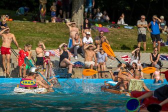 In vogtländischem Freibad steppt der Bär - 