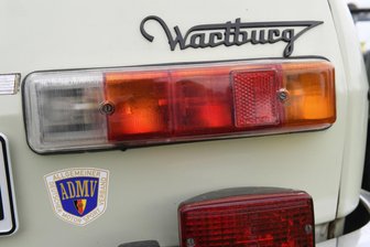 In Zwickau gestohlener Wartburg wieder da - Dieb mit Weihnachtsmann-Mütze wird weiter gesucht - Ein in Zwickau gestohlener Wartburg ist in Markkleeberg wieder aufgetaucht.