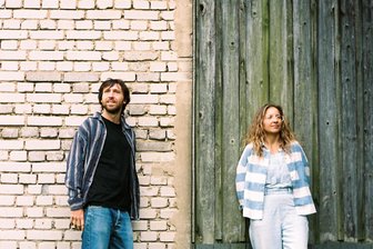 Indie-Duo musiziert in der Kevin-Brauerei in Zwickau -
