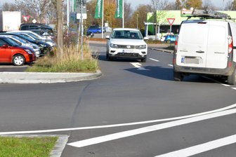 Info-Abend mit ADAC und Verkehrswacht: Was gilt denn nun am Freiberger Häuersteig? - Die Verkehrsführung am Freiberger Häuersteig wurde in ein Einbahnstraßensystem verwandelt.