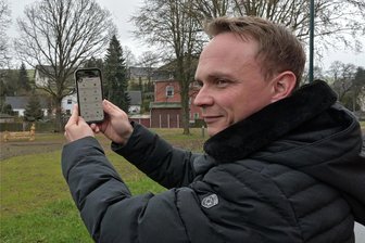 Informationsaustausch mit Bürgern: App-Wechsel in der Gemeinde Niederdorf - In der Gemeinde Niederdorf gibt es einen App-Wechsel – im Bild Niederdorfs Bürgermeister Stephan Weinrich.