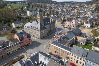 Inklusive Rennen: Erste Disko auf neuer Bike-Strecke in Geyer - In Geyer – hier ein Überblicksbild – findet am Sonnabend eine Bike-Disko statt.