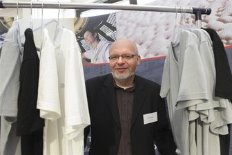 Innovativer Textilproduzent STS Textilies aus Grünbach in finanziellen Schwierigkeiten - Die Grünbacher Firma STS Textiles GmbH ist in finanzieller Schieflage. Im nun laufenden Insolvenzverfahren in Eigenverwaltung bleibt Unternehmenschef Markus Tutsch als Geschäftsführer tätig.