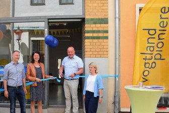 Innovatives Projekt fürs Vogtland öffnet Büro auf Zeit in Greiz - Die Vogtlandpioniere sind in ein Pop-Up-Büro am Greizer Markt eingezogen. Das Büro hat bis 13. Juli geöffnet. 