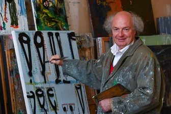 Ins Risiko gehen - Der Künstler Osmar Osten in seinem Atelier im Wirkbau.