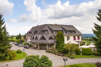 Insolvenzschock: Traditionshotel „Waldesruh“ in Lengefeld kämpft ums Überleben - Seit 30 Jahren am Markt, jetzt insolvent: Der Hotelbetrieb „Waldesruh“ in Lengefeld.