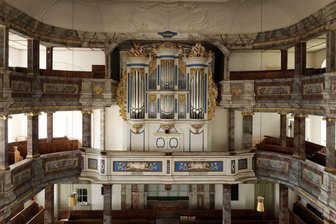 Instrument in Wechselburg erklingt wieder: Diese Rätsel und Geheimnisse lüftet die Orgel - Die historische Schramm-Orgel in der Wechselburger St.-Otto-Kirche erklingt nach ihrer Restaurierung wieder.