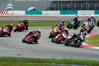 Internationale Deutsche Motorradmeisterschaft: Saisonstart für Klasse der Hohensteiner auf dem Schleizer Dreieck - Am Wochenende gastiert die IDM in Schleiz.