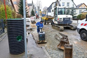 Internetausbau in Lichtenstein erst ab 2023 - Zumindest die Arbeiten im ersten Bauabschnitt Rödlitzer Straße werden bald fertig sein. Mit den Glasfaserkabeln aber dauert es noch.