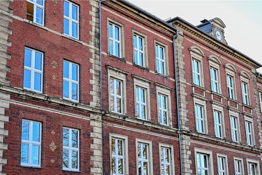 Investitionen 2023: Hartmannsdorf plant Sanierungen an Schule - Auch in die Sanierung der Bausubstanz der Schule in Hartmannsdorf will die Gemeinde investieren.