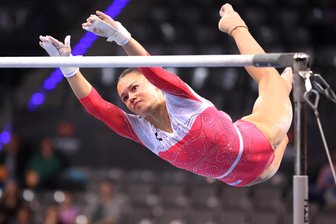 Turntalent aus Chemnitz schraubt sich nach oben - Laura Baumgartl führte den TuS Altendorf am Samstag beim Bundesliga-Auftakt in Konstanz an.
