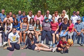 Israelische Kinder erholen sich von Konflikten in der Heimat - Diese Kinder aus Israel erholen sich mit ihren Betreuern derzeit im Vogtland und Dresden. 