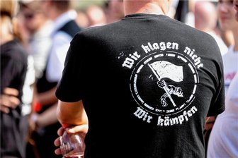 "Ist Sachsen noch zu retten?" - Diskussion zu provokativer Frage in Annaberg - Um Rechtsextremismus geht es bei einer Podiumsdiskussion in Annaberg. 