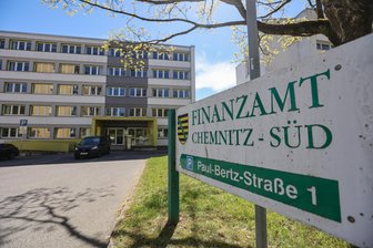 Italiener in Chemnitz wegen Steuerbetrug in Millionenhöhe verurteilt: Mafiöse Strukturen am Werk? - Steuerfahnder des Finanzamts Chemnitz-Süd kamen einer umfangreichen Steuerhinterziehung auf die Schliche. Doch die Hintermänner blieben im Dunklen.