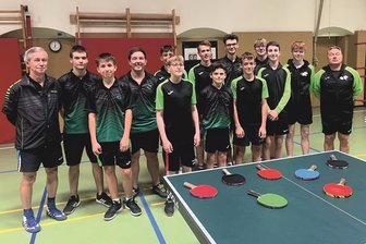 Jahnsdorfer wiederholen Titelgwinn der Tischtennis-Kreismeisterschaft - Der erfolgreiche Tischtennis-Nachwuchs des TSV Jahnsdorf.