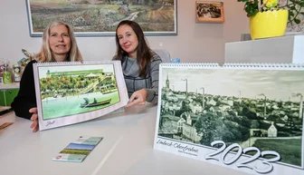 Jahreskalender mit Blick für die Vergangenheit - 