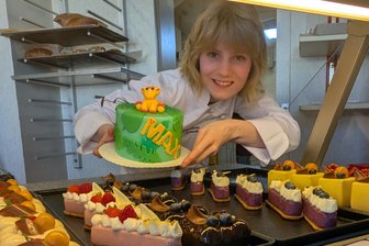 Jahrgangsbeste Konditormeisterin: Die Königin der Törtchen kommt aus Mulda im Erzgebirge - Konditormeisterin Isabel Schneider und ihre Kreationen in Helbigsdorf im Erzgebirge.