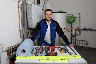 "Jede Ablenkung kann am Ende den Sieg kosten" - Der Hartensteiner Anlagenmechaniker für Sanitär, Heizung und Klima, Lukas Heyn, hat sich für die Handwerker-Weltmeisterschaften in Abu Dhabi qualifiziert. Die Worldskills finden vom 14. bis 19.Oktober statt.
