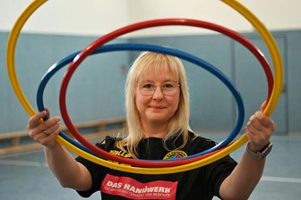 Jeden Mittwoch ist Kindersport in Lunzenau: Diese Trainerin sorgt für Spiel und Spaß - Maxi Baldauf trainiert im Kindersport die Jüngsten beim SV Fortschritt Lunzenau. Als Physiotherapeutin weiß sie, wie wichtig Bewegung für alle Altersgruppen ist.