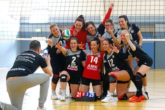 Jeden Monat wieder: Warum der Spielplan der Sachsenliga-Volleyballerinnen von Fortschritt Lichtenstein so zerstückelt ist - Vergangene Saison gewann Lichtenstein zu Hause deutlich mit 3:0-Sätzen gegen den Dresdner SC II.