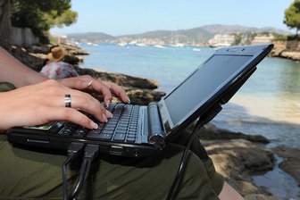 Jeder Fünfte arbeitet im Urlaub - 