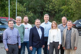 Jößnitzer Ortschaftsratsvorsitzender muss seinen Platz räumen - Der neue Jößnitzer Ortschaftsrat: Anton Schmidt, Albrecht Söllner, Christoph Stengel (Stellvertretender Ortsvorsteher), Michael Findeisen, Christian Kellner (Ortsvorsteher), Stefanie Stenzel, Sven Opitz und Georg Schatzberg (von links).