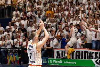 Jonas Richter im Exklusiv-Interview zu seinem Abschied: „Ich werde mit einem Bier in der Hand beim Fanclub auf der Tribüne stehen“ - Nach mehr als zehn Jahren als Basketballprofi beendet Jonas Richter seine Karriere.