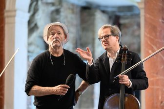 Jubel um Bill Murray bei den Musikfestspielen in Dresden - Hollywood-Legende Bill Murray bestreitet mit einem Musikertrio das Finale der diesjährigen Dresdner Musikfestspiele.