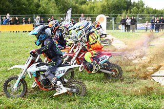 Jubiläum im Erzgebirge: Wo die Enduro-Stars von morgen ihre ersten Runden drehen - Der Nachwuchs steht in den Startlöchern.