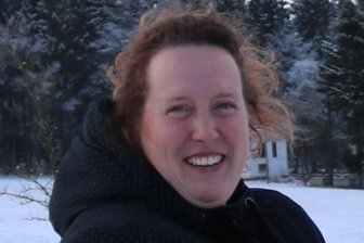 Jubiläumswhisky kann nun länger reifen - Nicole Mrozek - Verein "Gugler Fast"