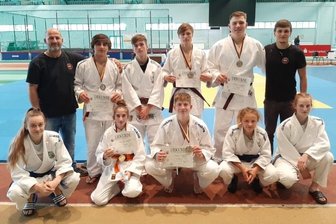 Judoka ziehen trotz schwieriger Bedingungen gute Bilanz - Zur Mitteldeutschen U-18-Einzelmeisterschaft schaffte der JV Ippon viermal Gold, einmal Bronze, einen 5. Platz und sechs DM-Qualifizierungen.