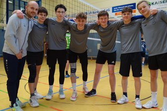 Jugend trainiert für Olympia: Auerbacher mit Doppelsieg, ein Titel bleibt in Oelsnitz - Bei den Jungs der U 18 gewann das Oelsnitzer Julius-Mosen-Gymnasium.