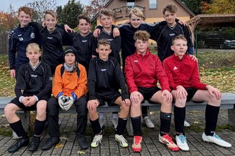 Jugend trainiert für Olympia: Diese Schulen stellen die besten Nachwuchsfußballer des Erzgebirges - Im U16-Turnier sicherte sich das Team vom Zschopauer Gymnasium Platz 1.