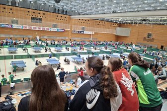 Jugend trainiert für Olympia: Junge Erzgebirger ärgern große Sportschulen - Die Atmosphäre an den Wettkampfstätten in Berlin – so wie hier beim Tischtennis – war stets beeindruckend.