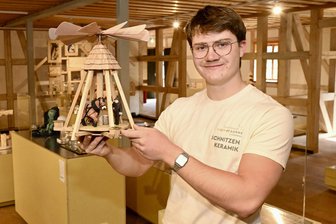 Jugendkulturtage: Talente aus dem Erzgebirge zeigen ihre schönsten Arbeiten - Josua Krauß holte mit seiner Göpel-Tisch-Pyramide den ersten Preis in seiner Altersklasse.