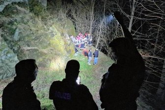 Jugendlicher stürzt vom Dobenaufelsen - Rettungseinsatz am Dobenaufelsen.