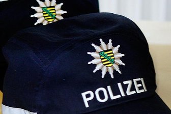 Jugendlicher von freilaufendem Hund gebissen - 