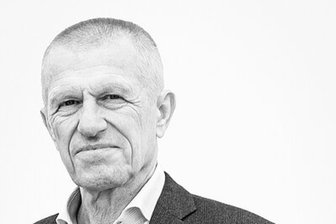 Jugendtraum im Vogtland verwirklicht: Trauer um Dennree-Gründer Thomas Greim - Thomas Greim, Pionier der deutschen Bio-Landwirtschaft, ist am Dienstag mit 73 Jahren gestorben.