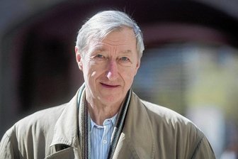 Julian Barnes mit "Elizabeth Finch": Vom Glück der Abschweifungen - Julian Barnes wurde 1946 im britischen Leicester geboren.