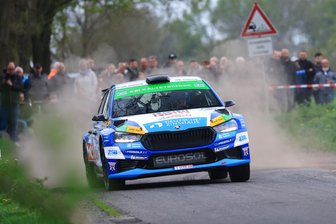 Julius Tannert zieht in der Deutschen Rallye-Meisterschaft mit Philip Geipel gleich - Julius Tannert und Pirmin Winklhofer sind bei den ersten beiden Läufen der Deutschen Rallye-Meisterschaft jeweils auf Platz 2 gefahren.