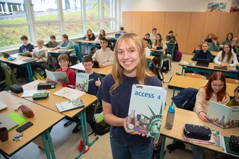 Junge Amerikanerin bringt frischen Wind in vogtländisches Gymnasium - Samantha Sandborn arbeitet am Gymnasium in Klingenthal als Fremdsprachen-Assistentin. Sie unterrichtet im Fach Englisch.