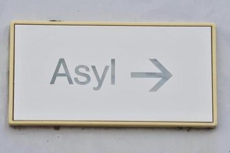 Junge Asylbewerber kommen in Bauberufsschule - 