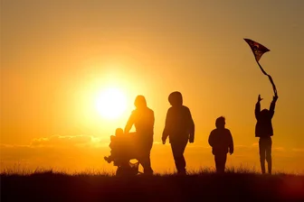 Junge Familie aus dem Erzgebirge steckt in finanziellem Dilemma – seit einem Jahr fehlt Geld im Haushaltsbudget - Eine junge Familie aus dem Erzgebirge kämpft seit über einem Jahr um ausbleibende Kindergeldzahlung.