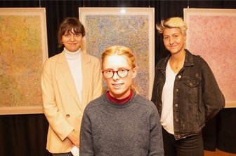 Junge Frauen gewinnen e.o.plauen-Nachwuchspreise - Die Preisträgerinnen von links: Maria Golowin aus Kempten, Lore Möhwald aus Leipzig und Lisa-Marie Nachtmans aus Hamm.