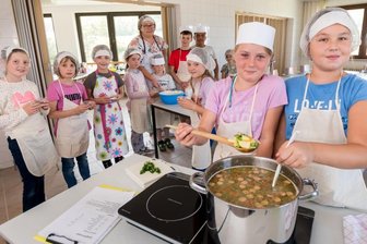 Junge Köche lernen Neues - 
