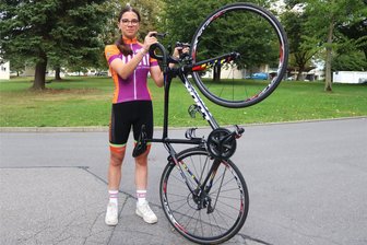 Junge Mittelsächsin startet bei der Junioren-Weltmeisterschaft in der Schweiz - Laura Nollau aus Leubsdorf geht am Donnerstag bei der Straßenrad-Weltmeisterschaft in der Schweiz an den Start.