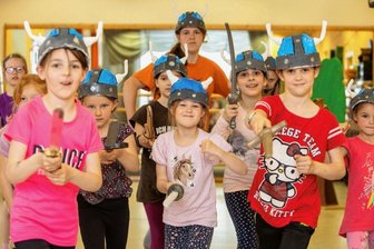 Junge Wikinger kapern den Kindertag -