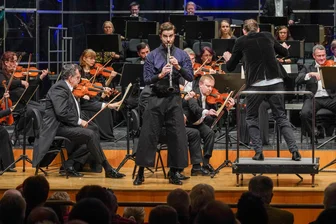 Junger Australier glänzt als Klarinettensolist im Sinfoniekonzert in Reichenbach - Oliver Shermacher begeisterte als Solist im Sinfoniekonzert.